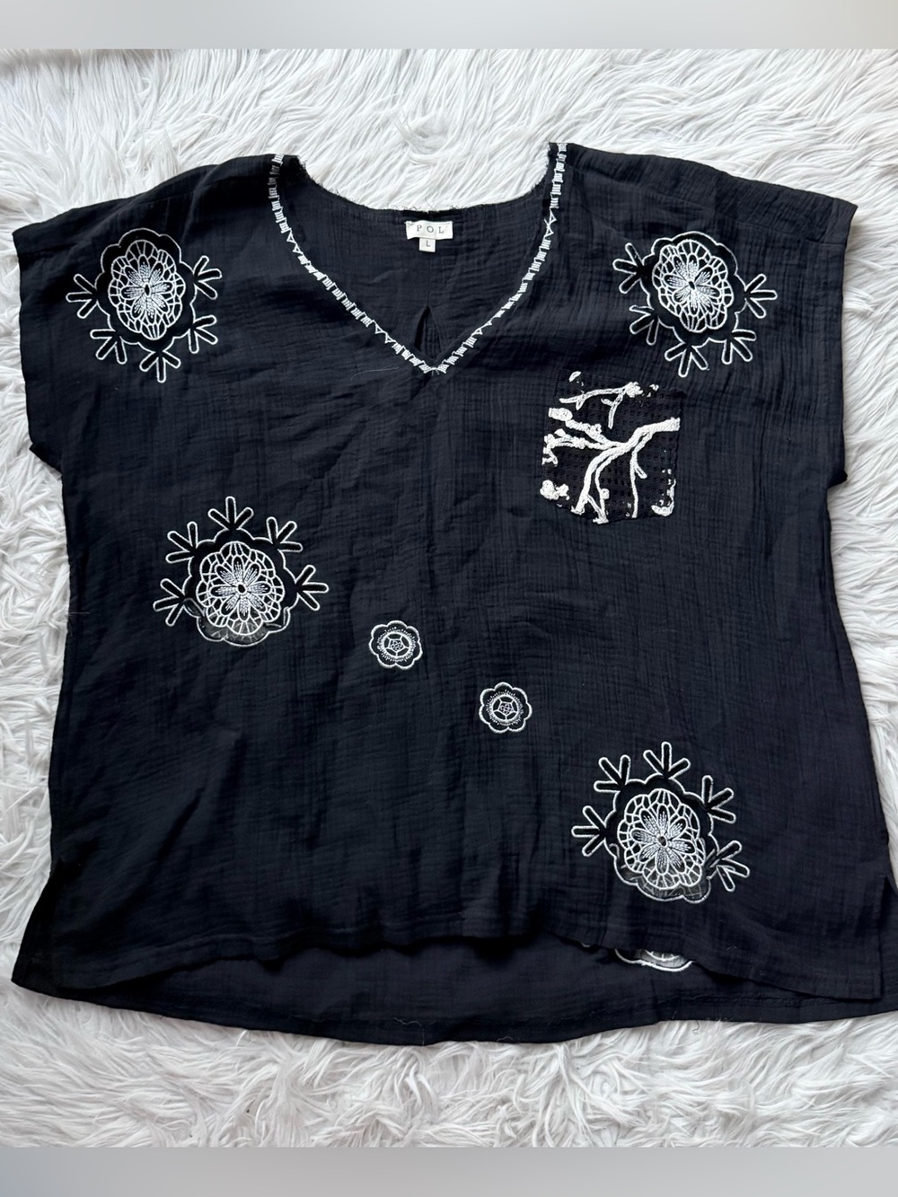 POL Black Embroidered Floral Boho Oversized Tunic Top Size L